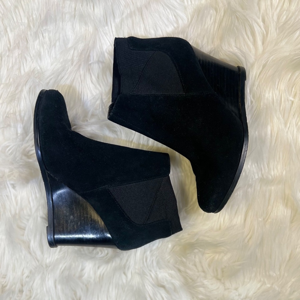 EUC [Tahari] SUEDE Slip On Black Leather Cora Wedge Ankle Boots + Bootie | 7 - Picture 3 of 14